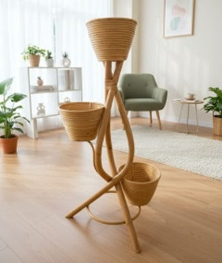 Standing rattan pot zigzag 3 with honey finish