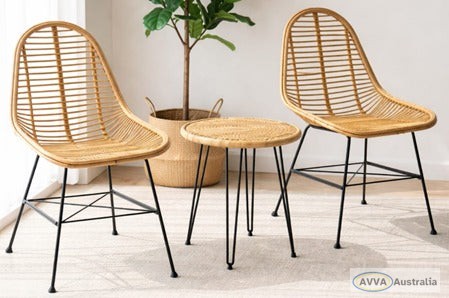 Arsen terrace chairs and round table